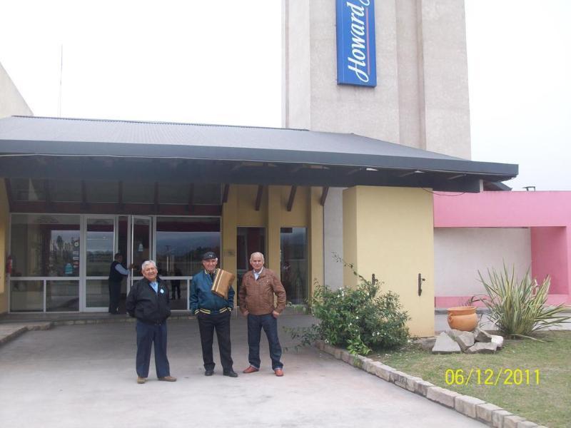 Howard Johnson Inn Rosario De La Frontera Zewnętrze zdjęcie